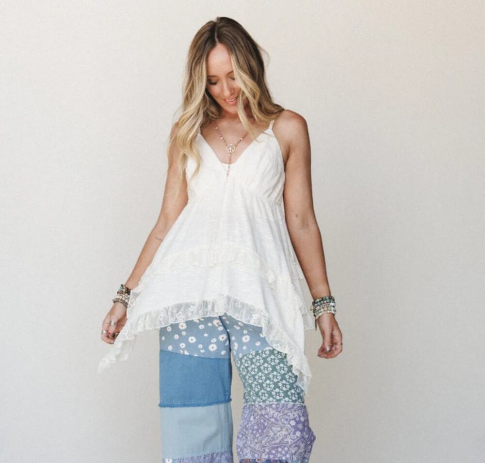 Blue Velvet Natural Lace Tiered Handkerchief Cami Tank XL - Romantic